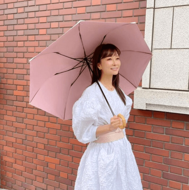 新品未使用 石井美保 UVカットボレロ ピンク 石井美保 UVカットボレロ ピンク カーディガン 新品未使用 タグ付 石井