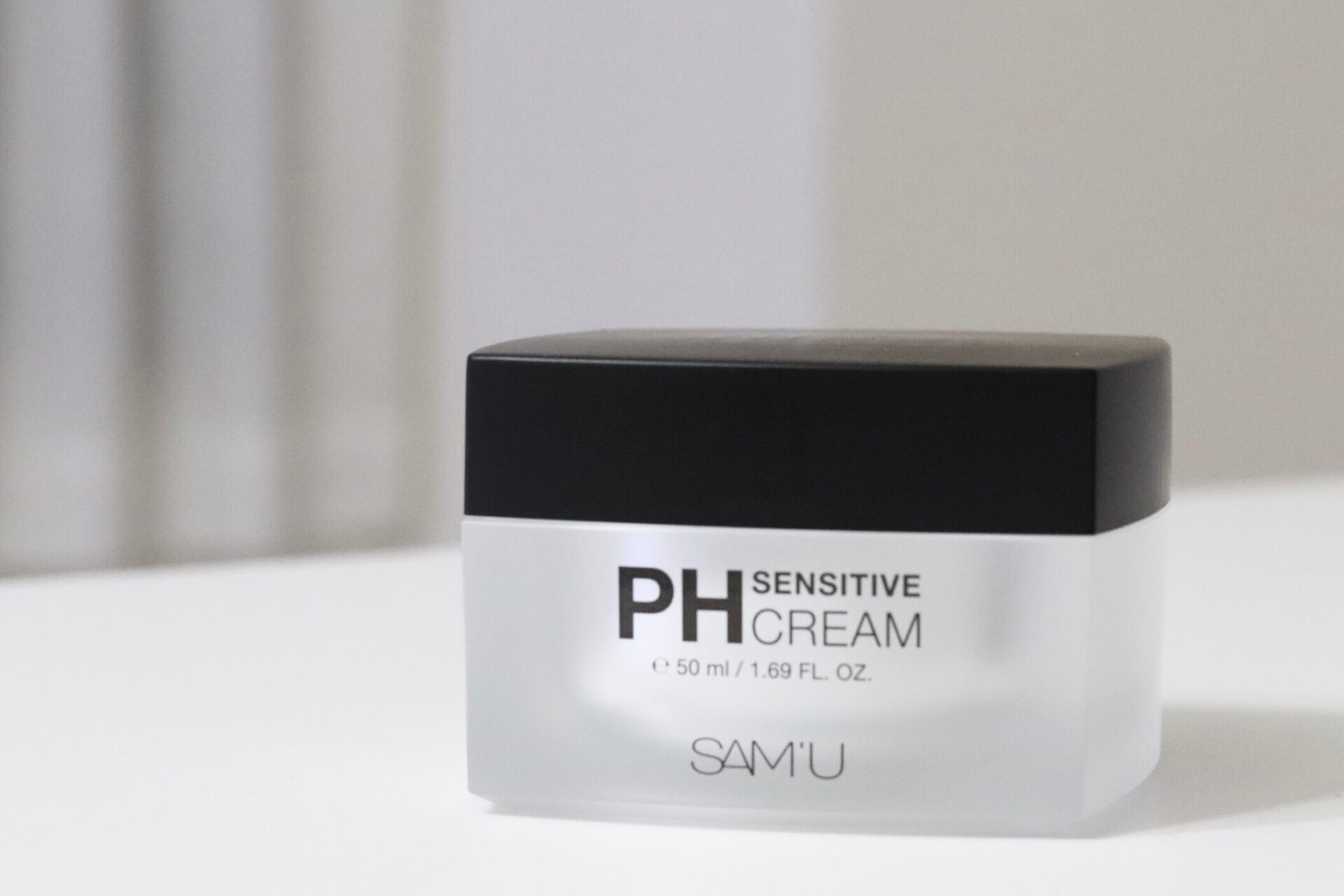 4D95B3B8-7311-4C21-AEEB-