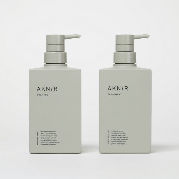 AKNIR（アクニー）薬用ヘアシャンプー&トリートメント