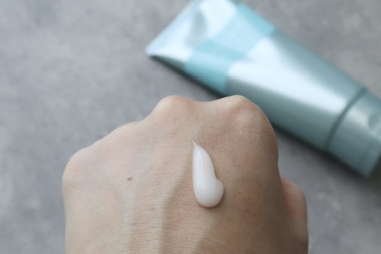 アクアレーベル「エステ洗顔ジェル」を使ってみたレビュー｜角栓分解で毛穴ケア！口コミ・効果・評判・感想・特徴など