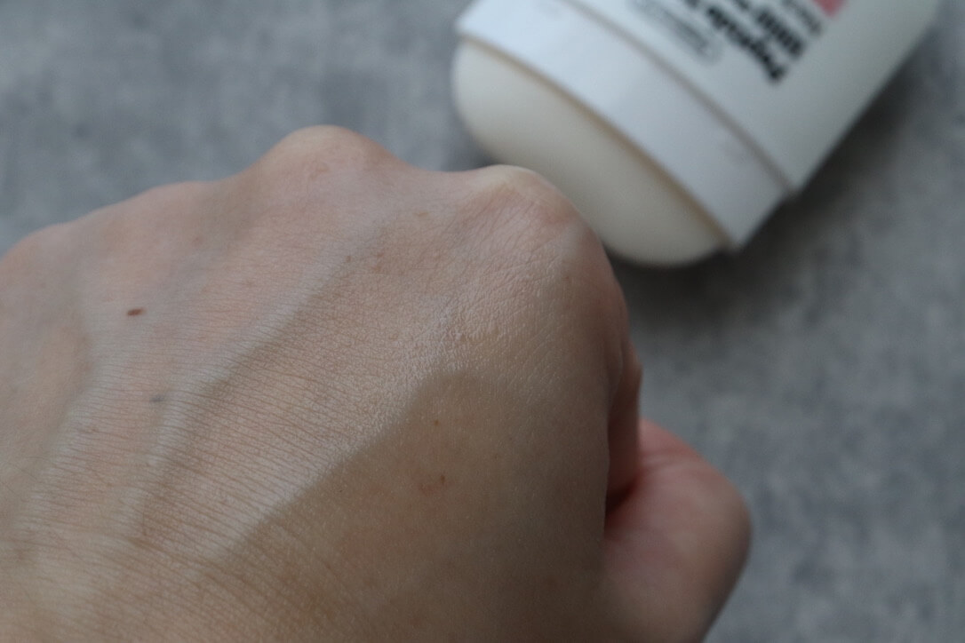 小田切ヒロさんおすすめ首ケア「MEDIPEEL プレミアムペプチドナイテ1000ショットネックスティック」 とは？口コミ・効果・評判・感想・特徴など