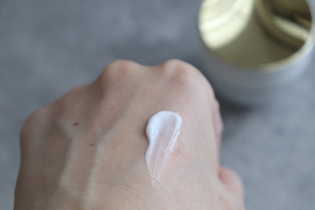 かずのすけさんおすすめ!エスティ ローダー  アクア チャージ 薬用 ミルキー クリーム 使用レビュー!口コミ・効果・評判・感想・特徴など