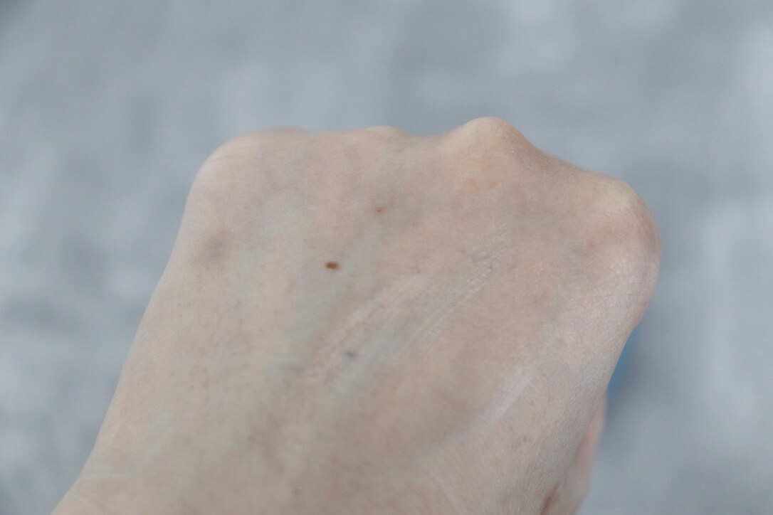 シャネル デニムケースのハンドクリームのレビュー!ラ クレーム マン デニムが可愛くて人気