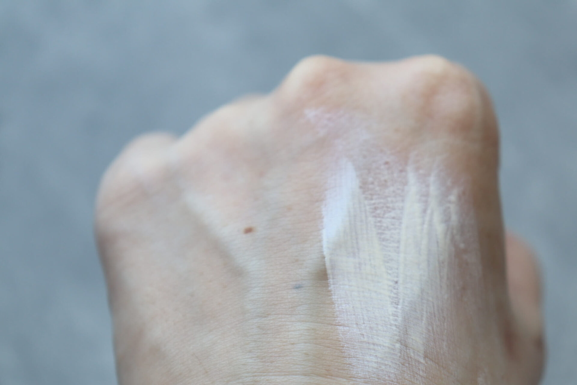 キュレル 潤浸保湿 スキンリペアUVセラム 使用レビュー!口コミ・効果・評判・感想・特徴など