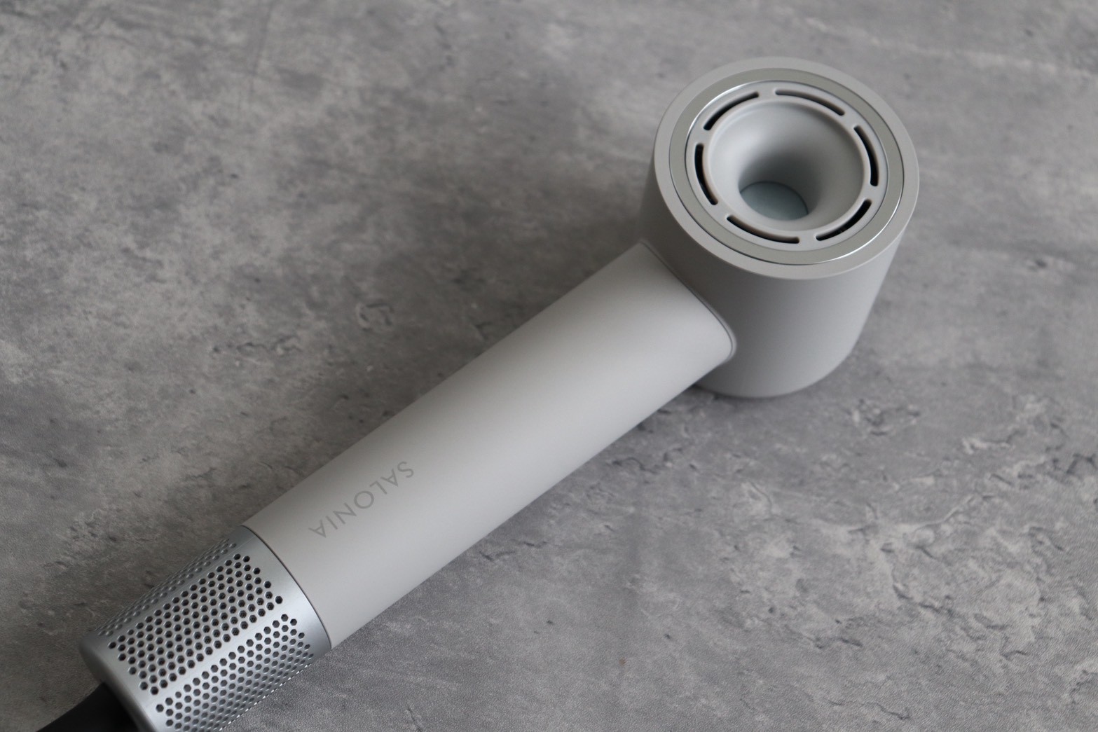 SALONIA スムースシャインスマートドライヤー 使用レビュー・口コミ|実際に使用した感想