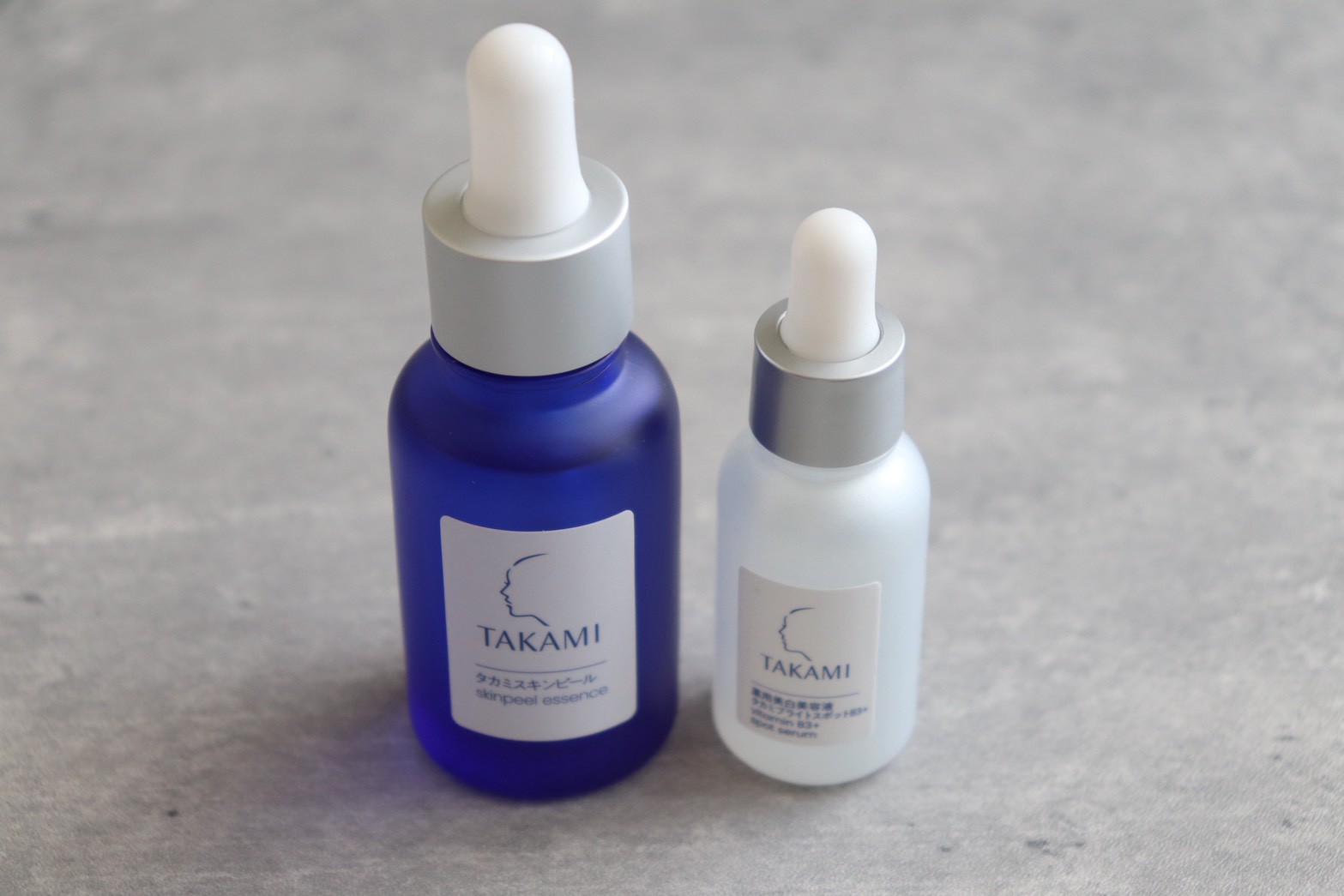 今なら「タカミスキンピール」に加えて、薬用美白美容液を試せる数量限定の定期特別セットがおすすめ!