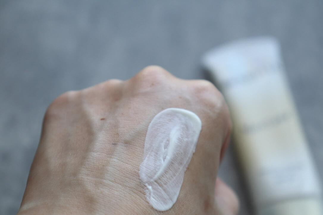 アネッサ パーフェクトUV スキンケアジェル NB 日焼け止めの使用レビュー&口コミや特徴|金ジェルがリニューアル