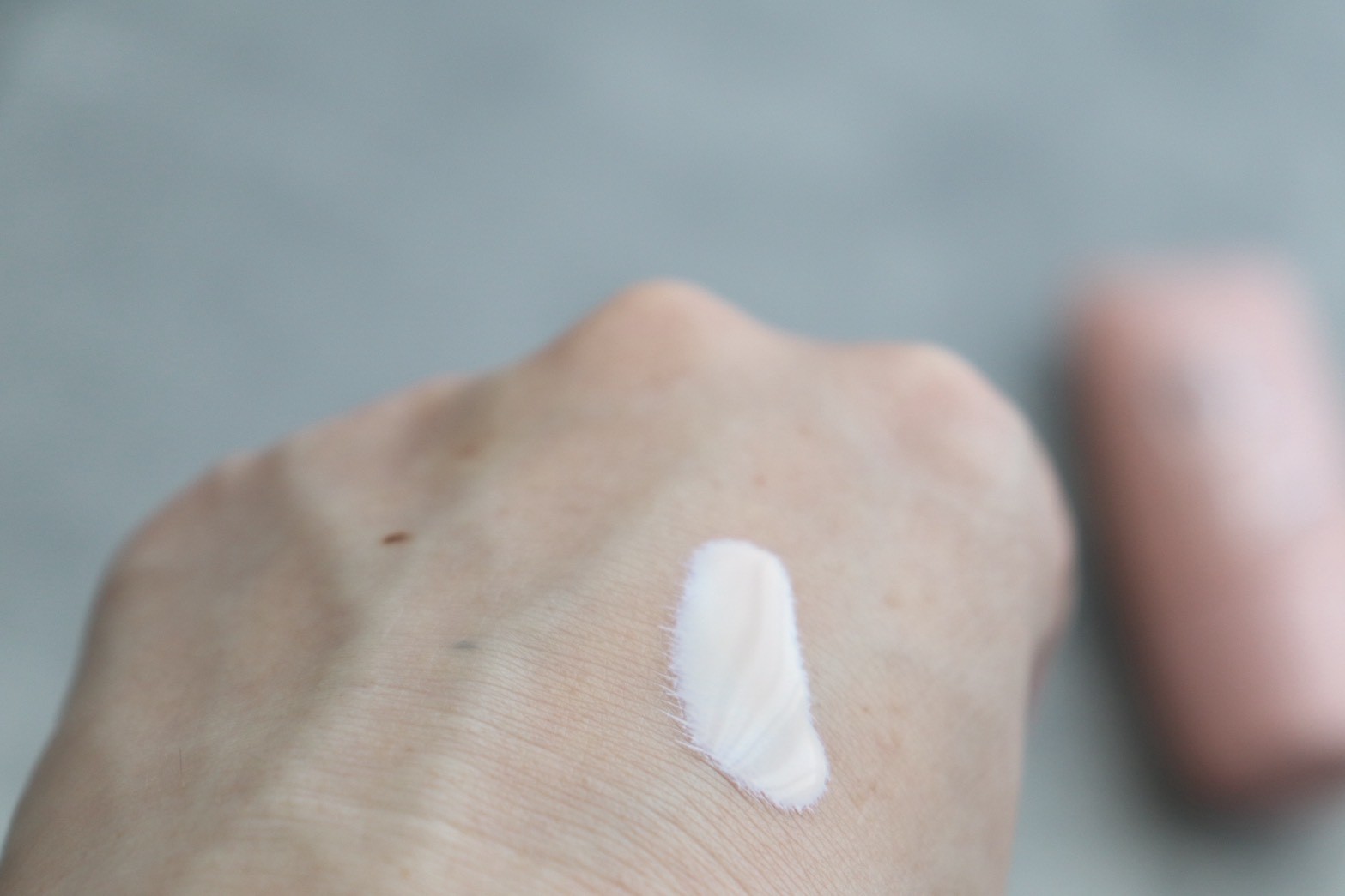トーンアップUV 薬用 メラプロテクト シアーピンク 使用レビュー|実際に使用した感想