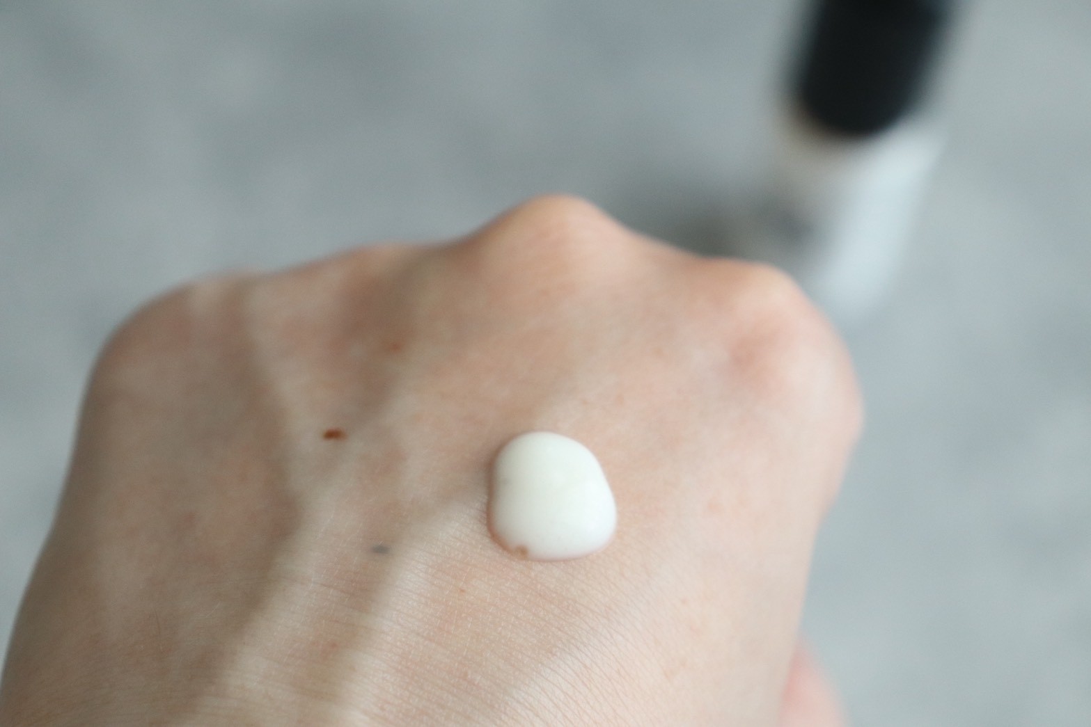 ミコモイ エッセンス 使用レビュー|実際に使用した感想