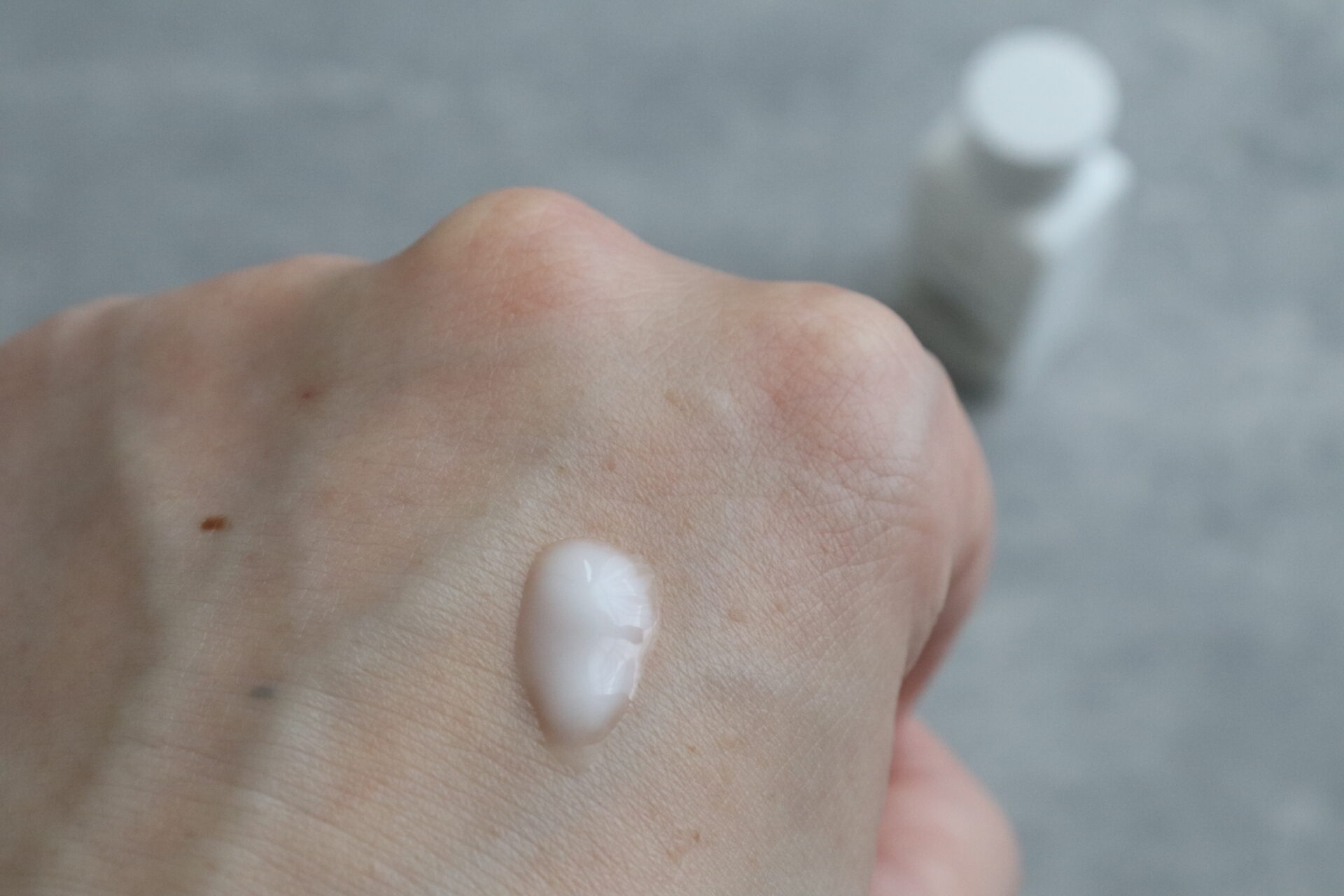 ETVOS パーフェクトキット 使用レビュー|モイスチャライジングセラム(保湿美容液)