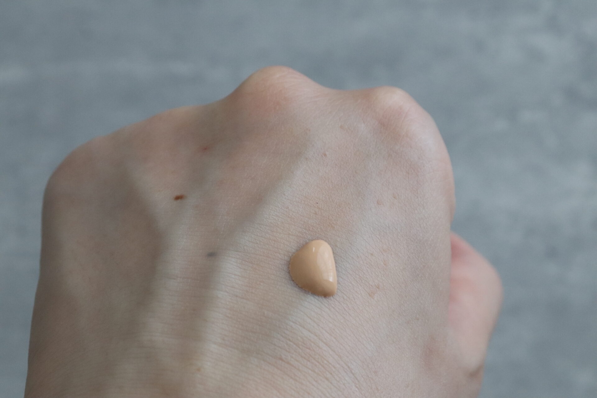 ETVOS パーフェクトキット 使用レビュー|ミネラルインナートリートメントリキッドコンシーラー